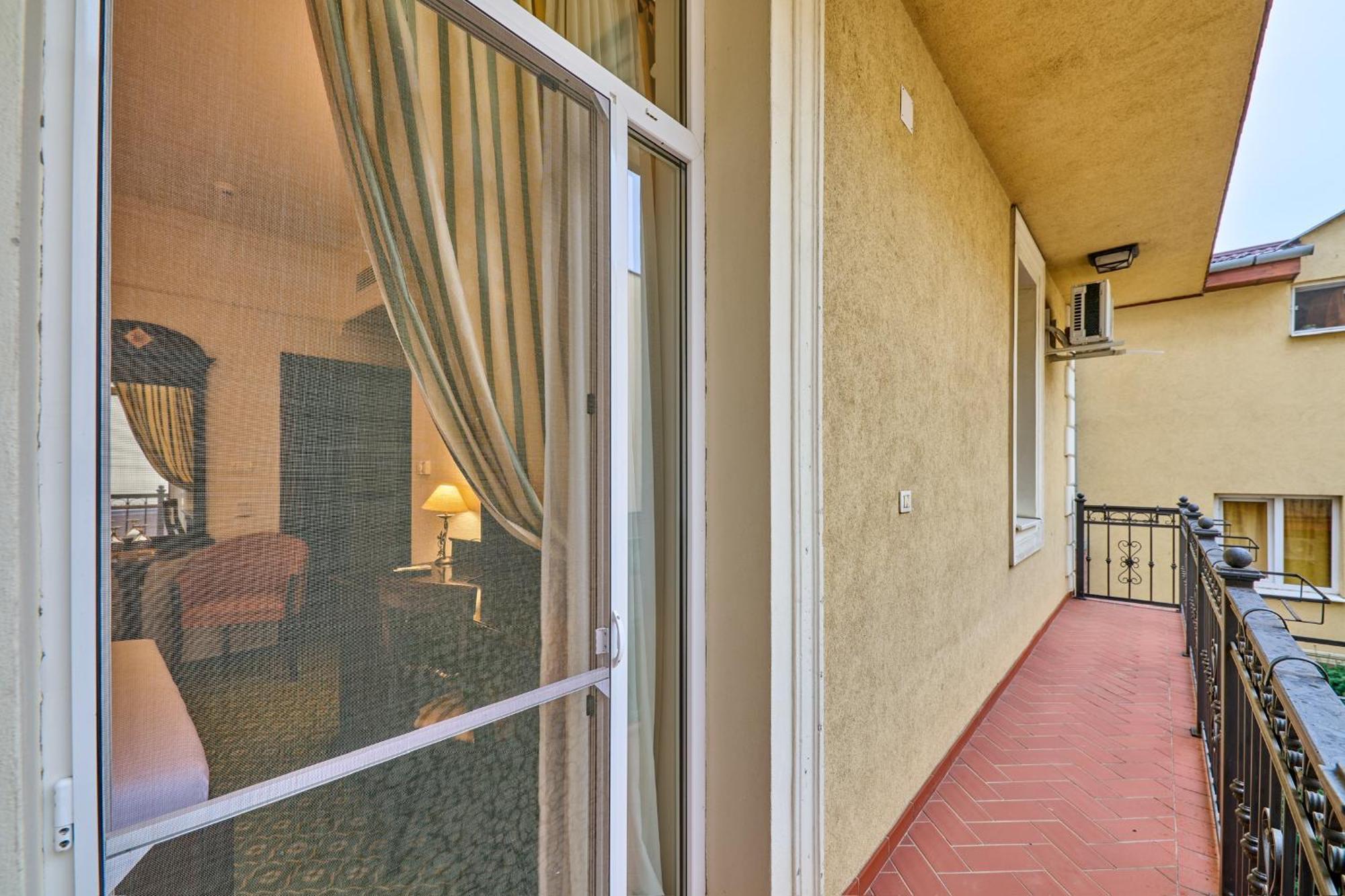 Hotel Classico Timişoara Extérieur photo