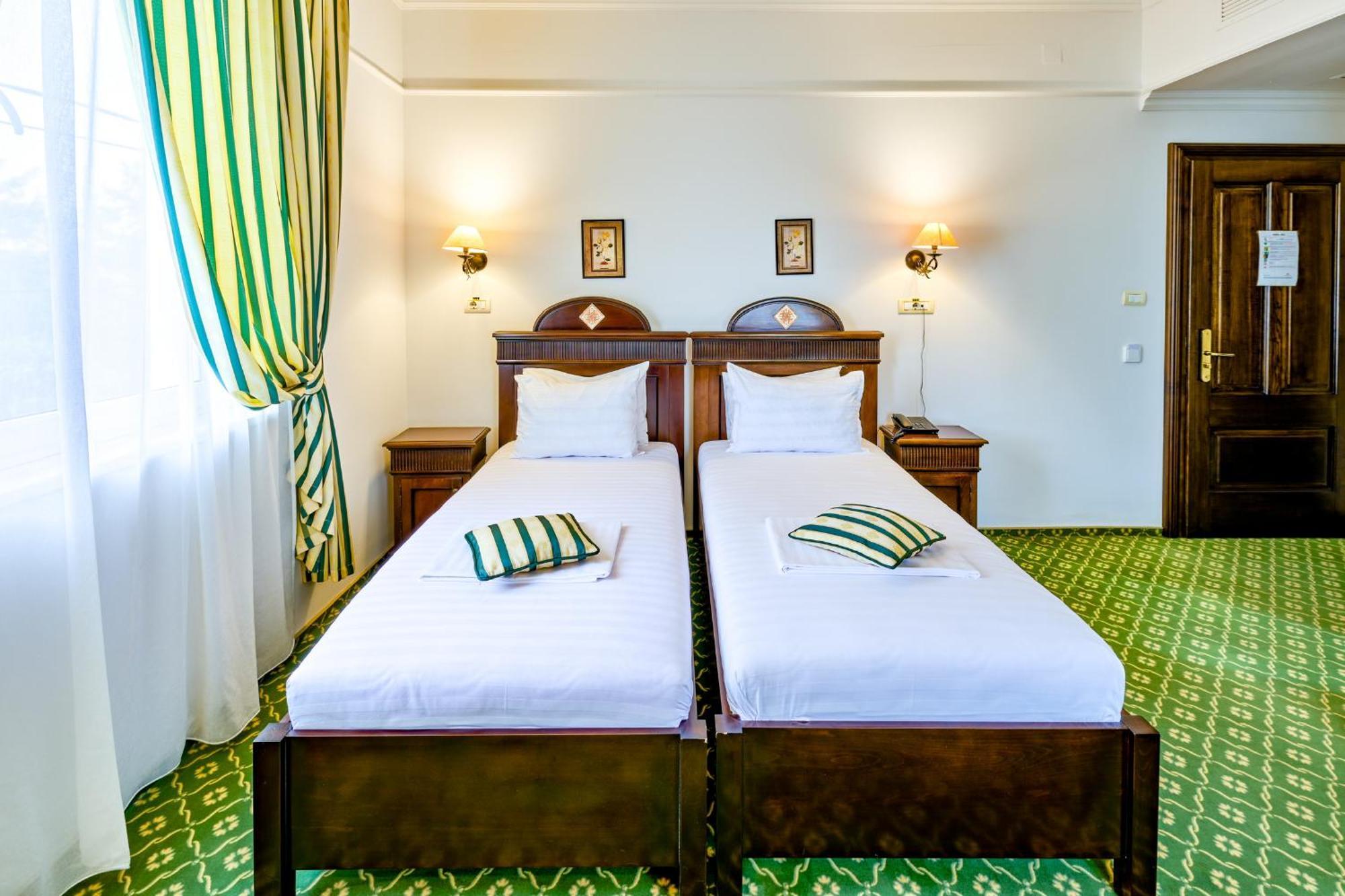 Hotel Classico Timişoara Extérieur photo