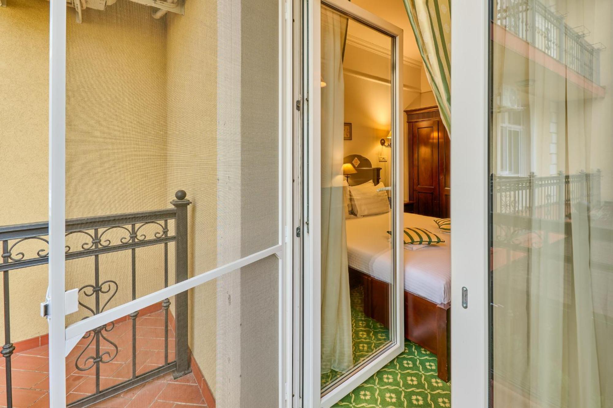 Hotel Classico Timişoara Extérieur photo
