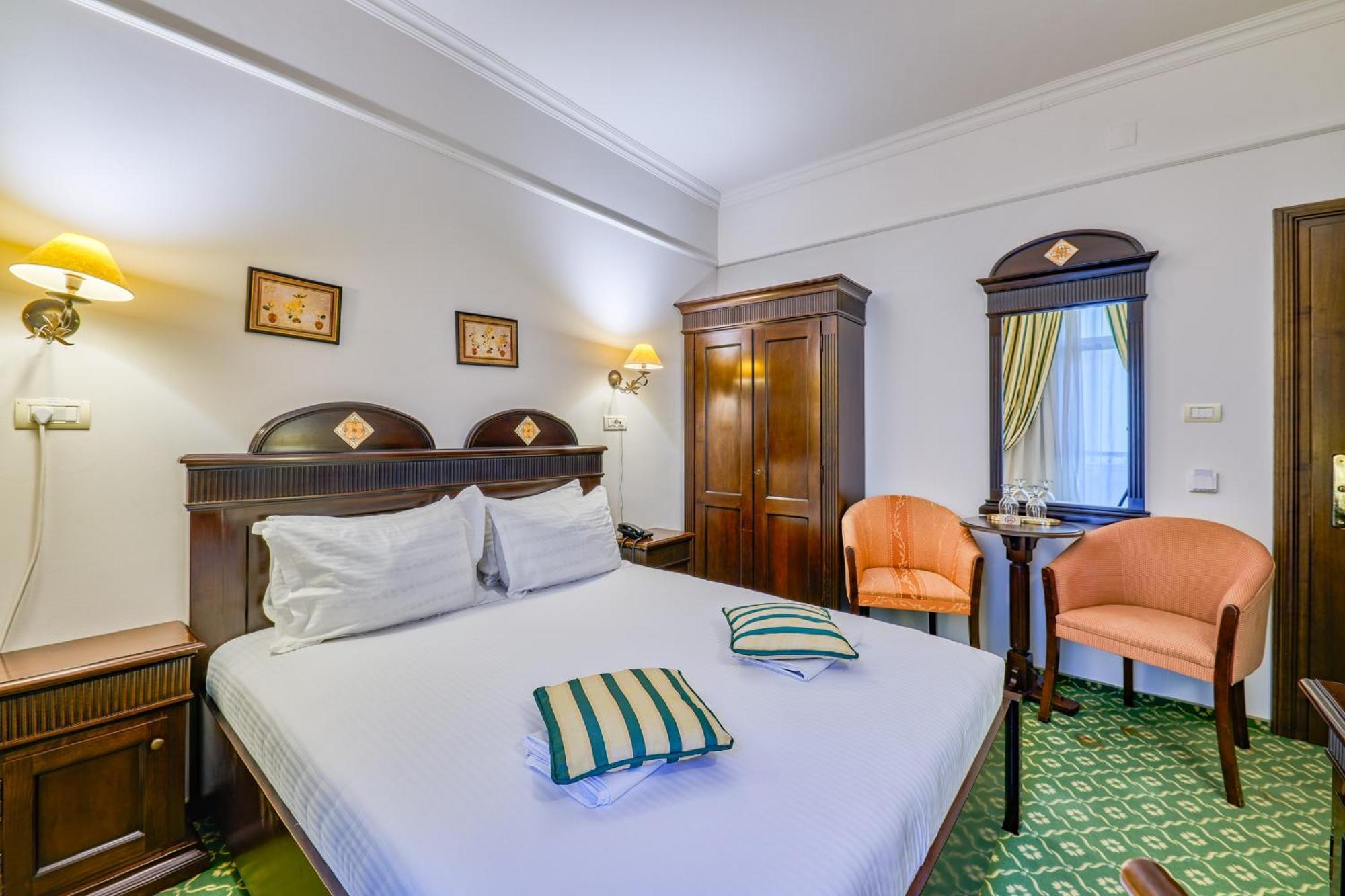 Hotel Classico Timişoara Extérieur photo
