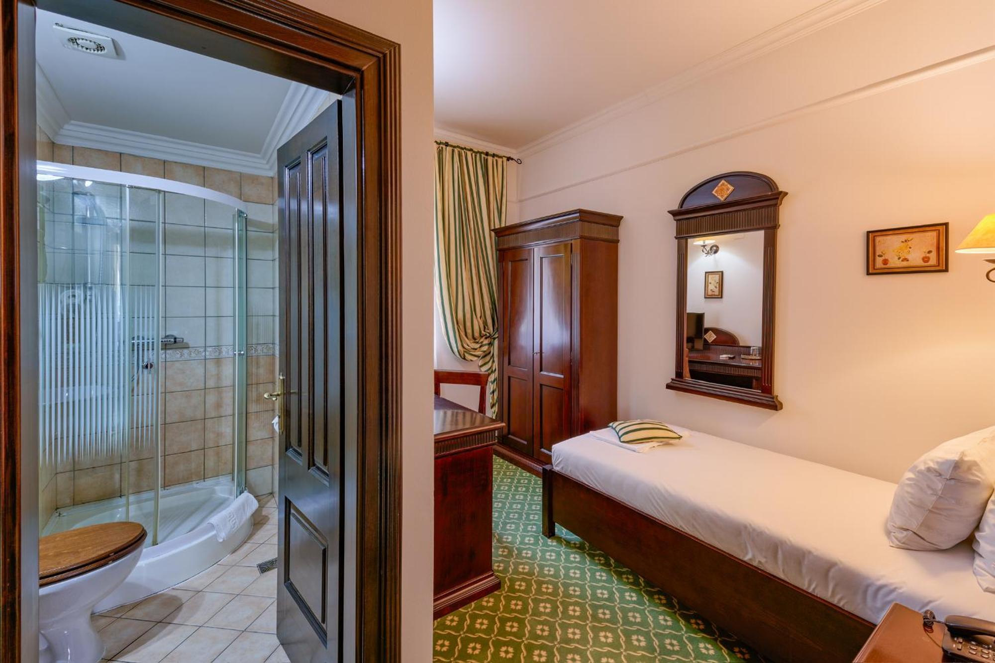 Hotel Classico Timişoara Extérieur photo